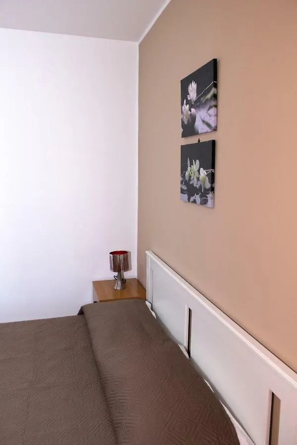 UMBERTO I APARTMENTs Bagheria 0*,