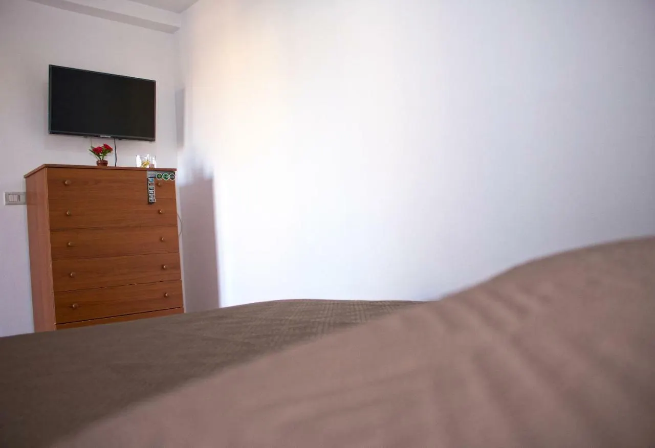 UMBERTO I APARTMENTs Bagheria 0*,  Italia